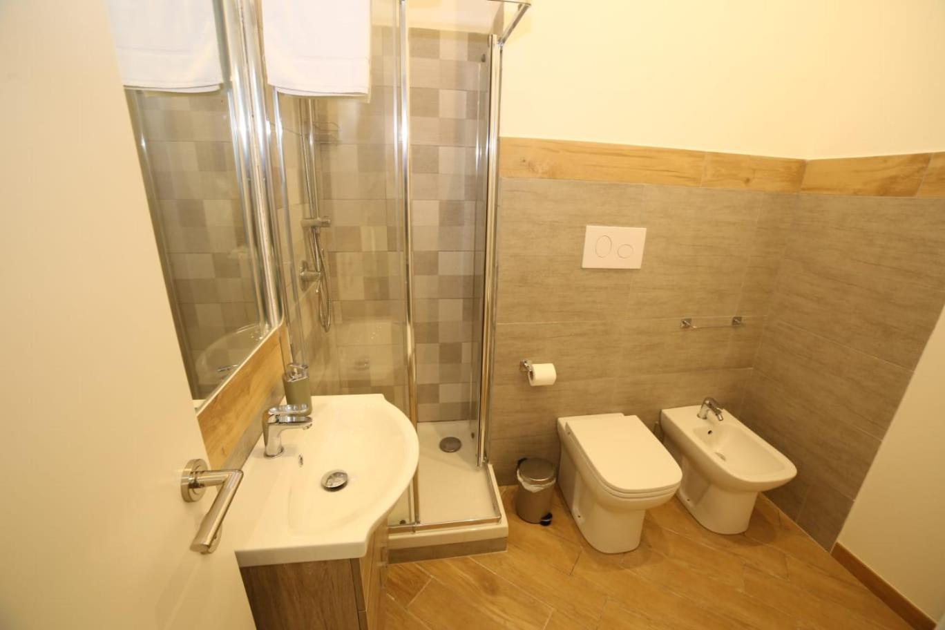 Thalia Hotel Palermo Bagian luar foto
